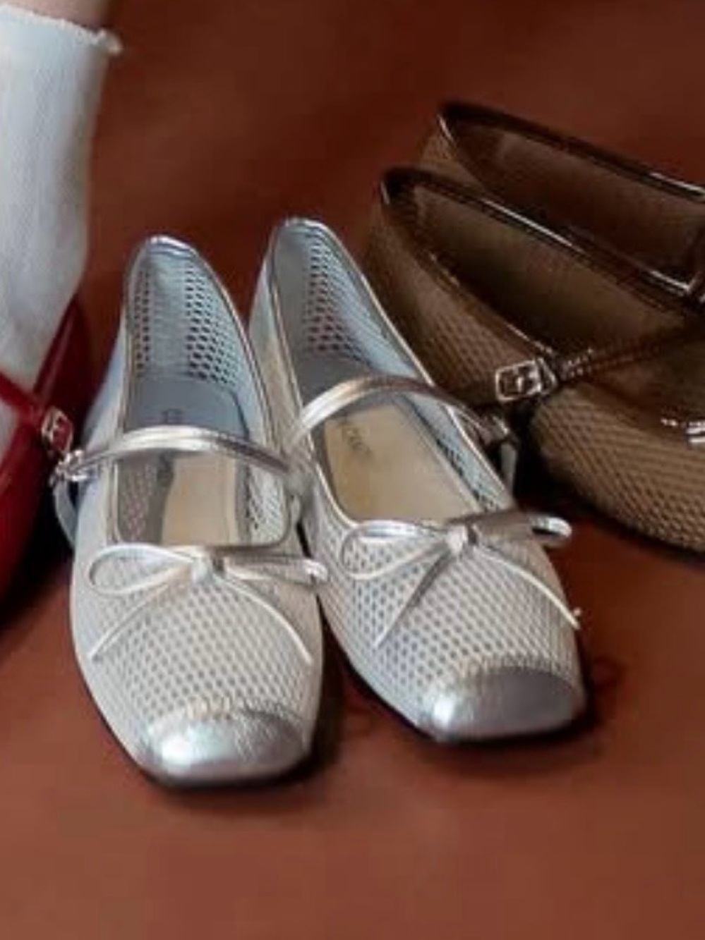 Women's Silver Mary Jane Ballet Flats - Lightweight Breathable Style - Picture 3 of 7